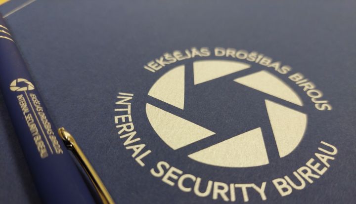 Šogad aizdomās par noziegumiem aizturēti jau 18 policisti