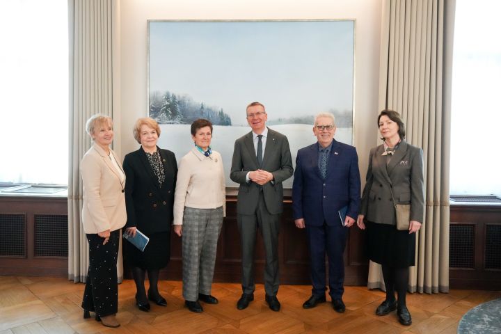 Valsts prezidents: Senioru skolām ir nozīmīga loma aktīvai un piepildītai dzīvei seniora gados