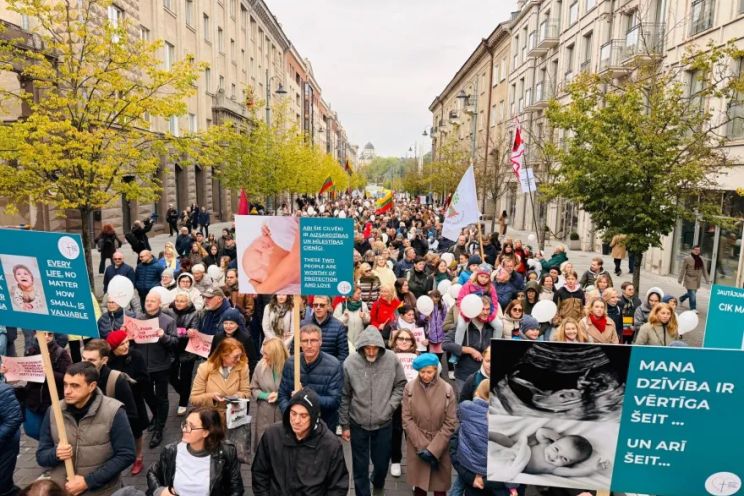 Attēls rakstam: Pārstāvji no Latvijas jau otro gadu piedalīsies Baltijas "Gājienā par dzīvību"