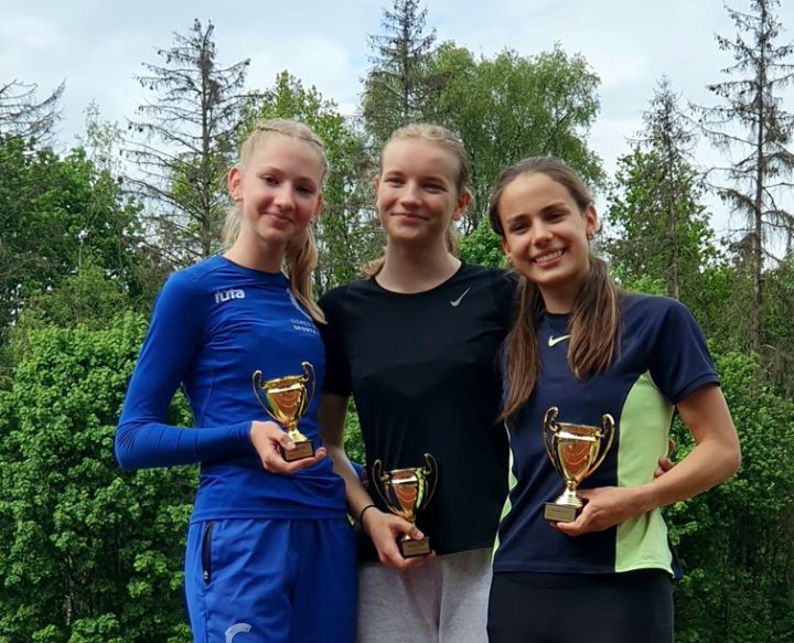 Ogres novada sporta centra audzēknēm četras gofalgas sacensībās Murjāņos