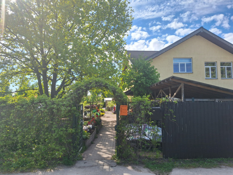 Augi paši ‘pasaka’, kā tiem trūkst